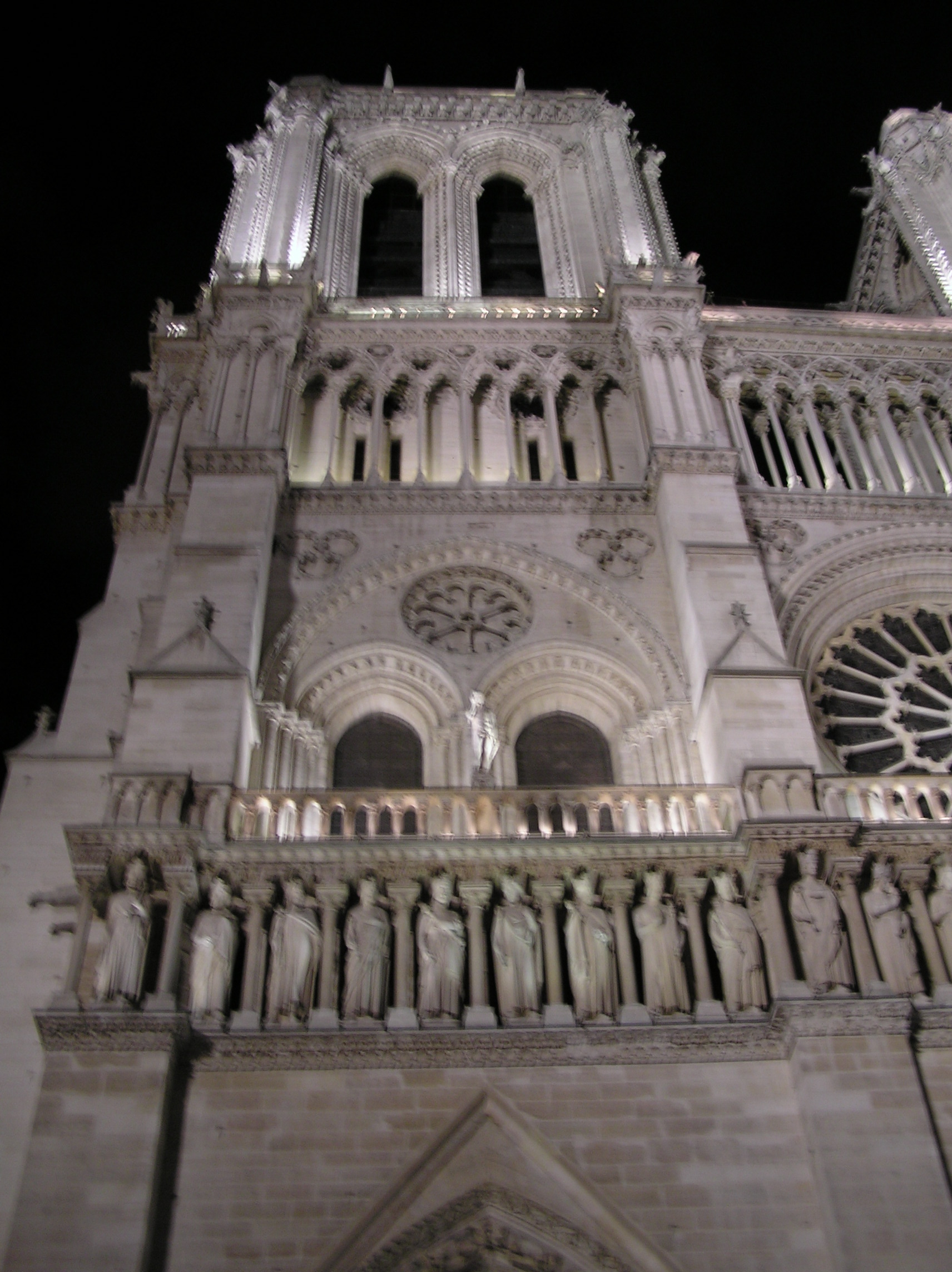 Another pic at night