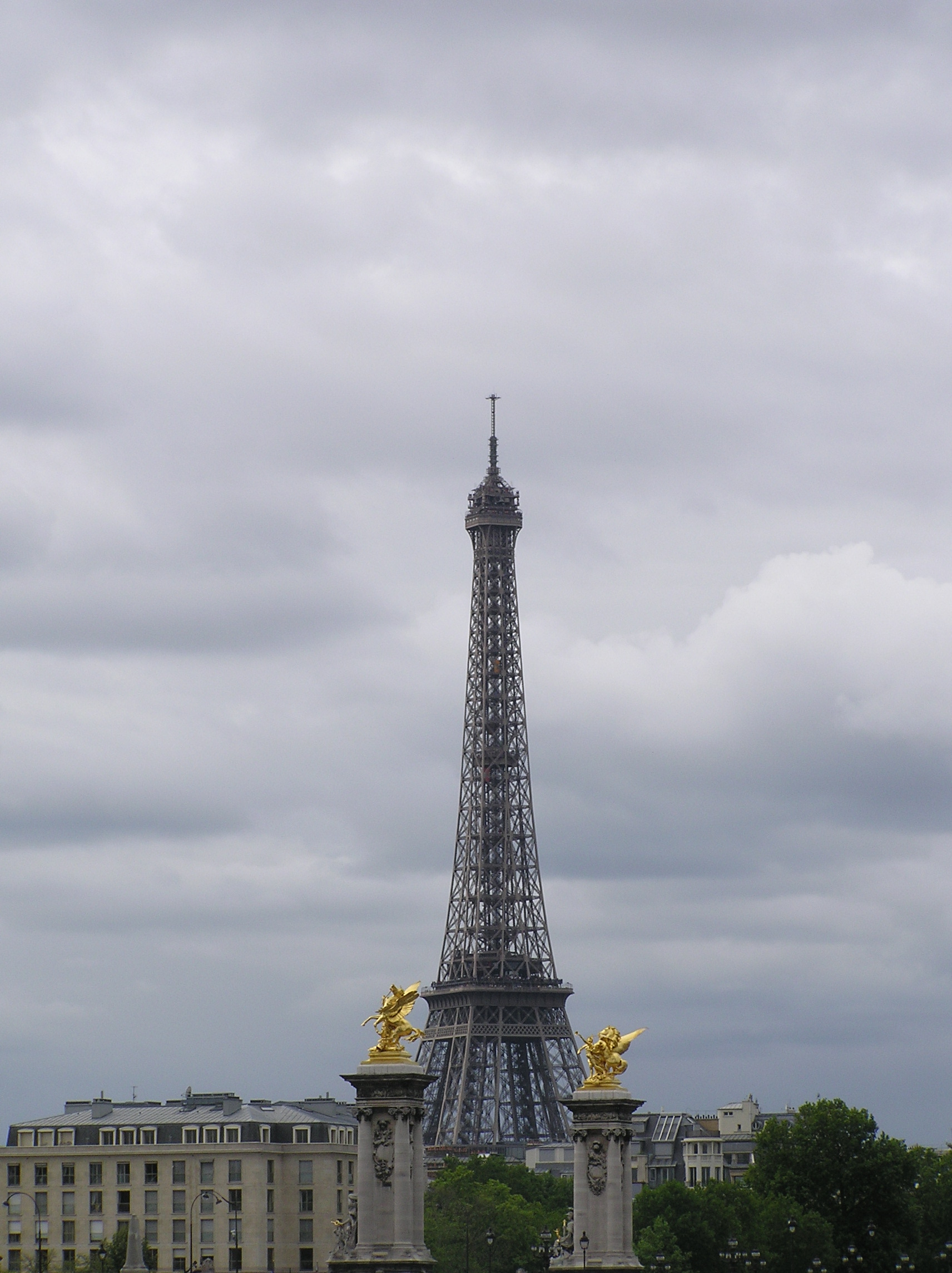 Picture of the Tower and entrance to Champs Elysses