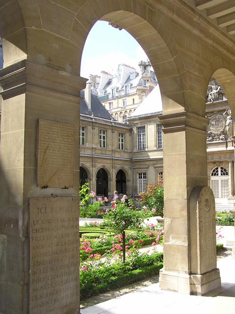 Carnavalet Gardens