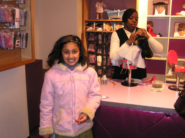 Maya watching "MaKayla" get her hair done